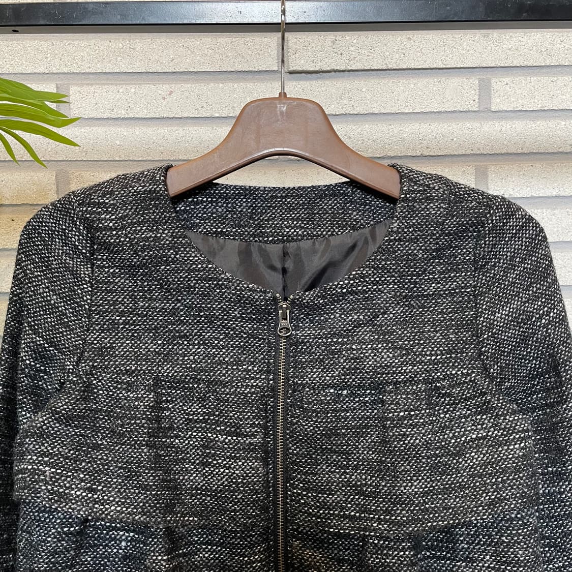 JPN VINTAGE 숏 트위드 집업자켓 이중 플랩 골드지퍼 디테일 블랙 상품이미지4