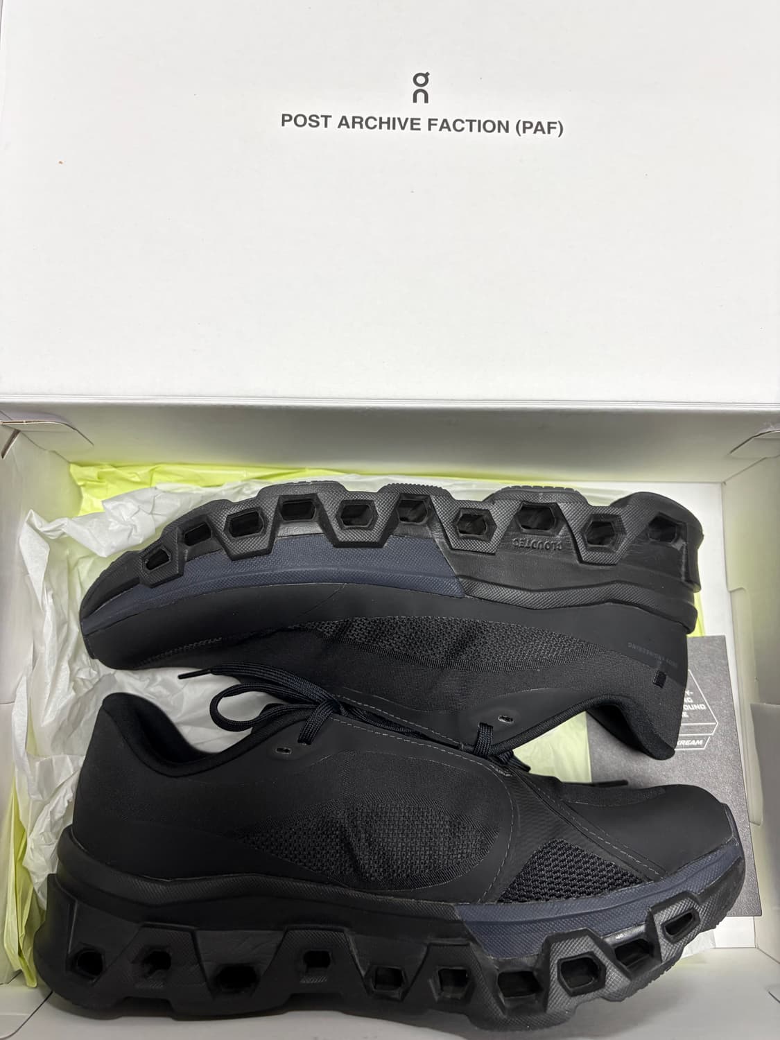 파프 온 클라우드몬스터 2 블랙 마그넷 265 상품이미지5