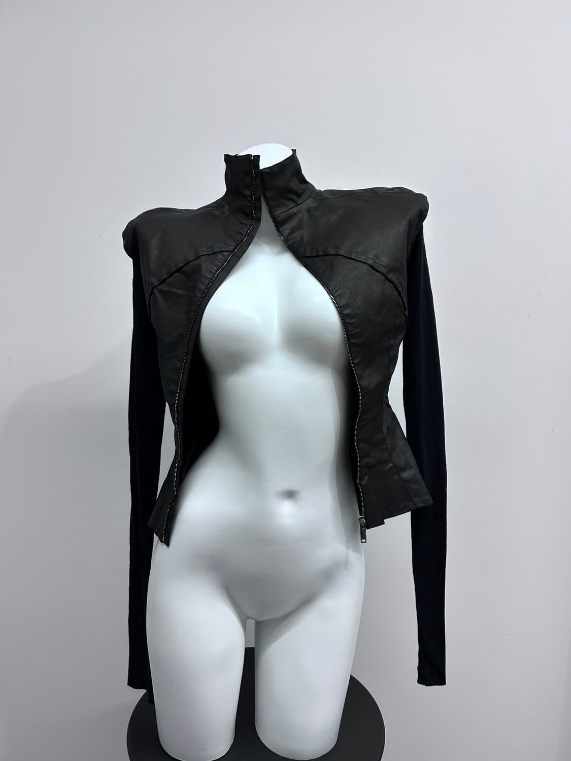 가레스 퓨 니트 슬리브 하이넥 코팅 자켓 상품이미지1