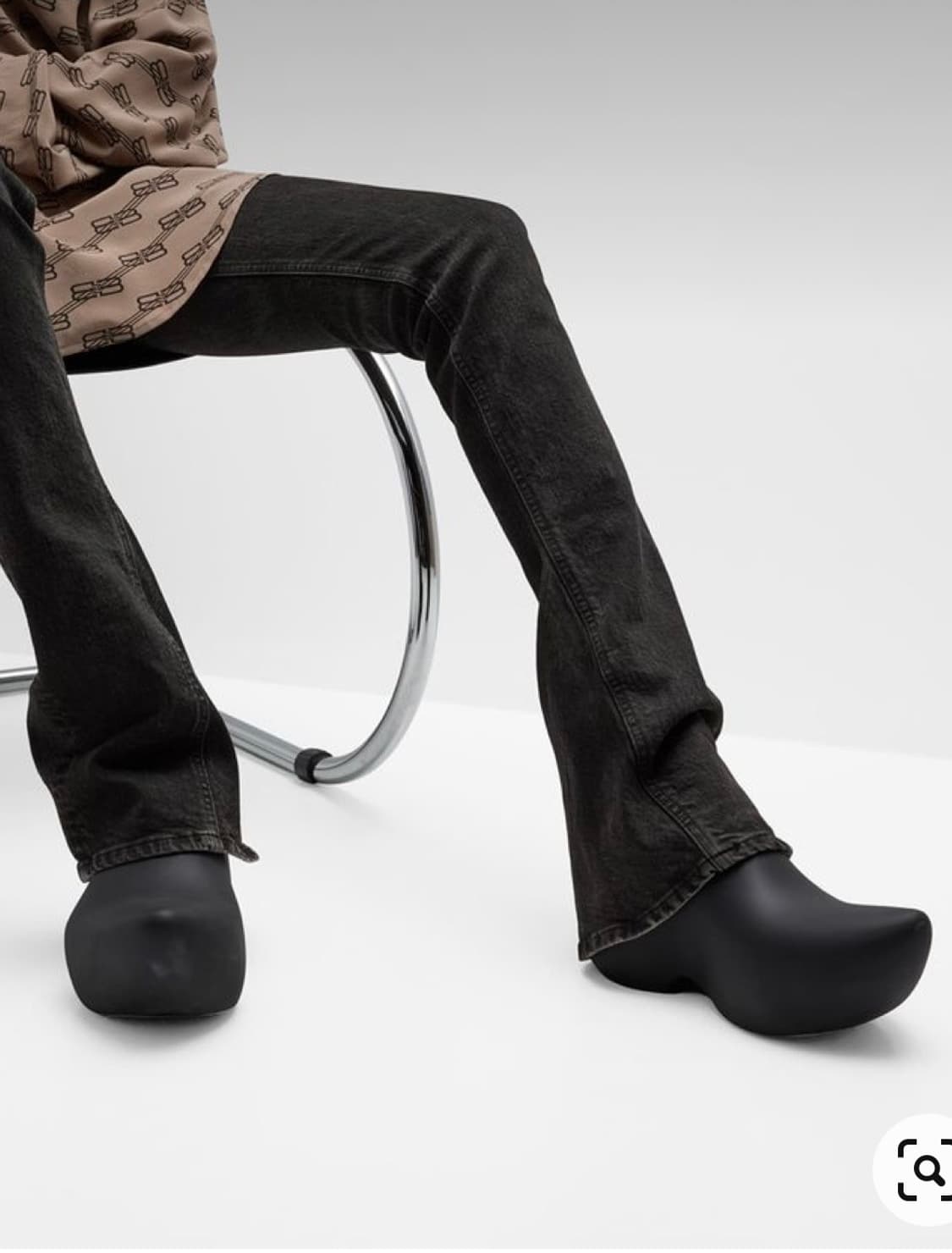 발렌시아가 테크노 37 상품이미지1