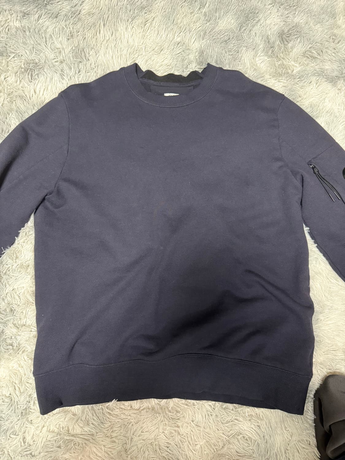 Cp컴퍼니 맨투맨 상품이미지1