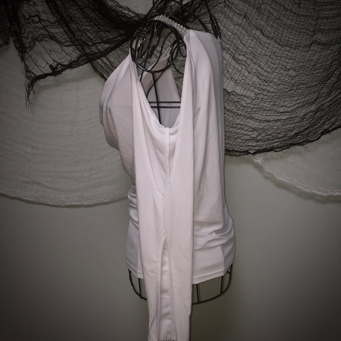 white cubic drape layered Top 상품이미지6