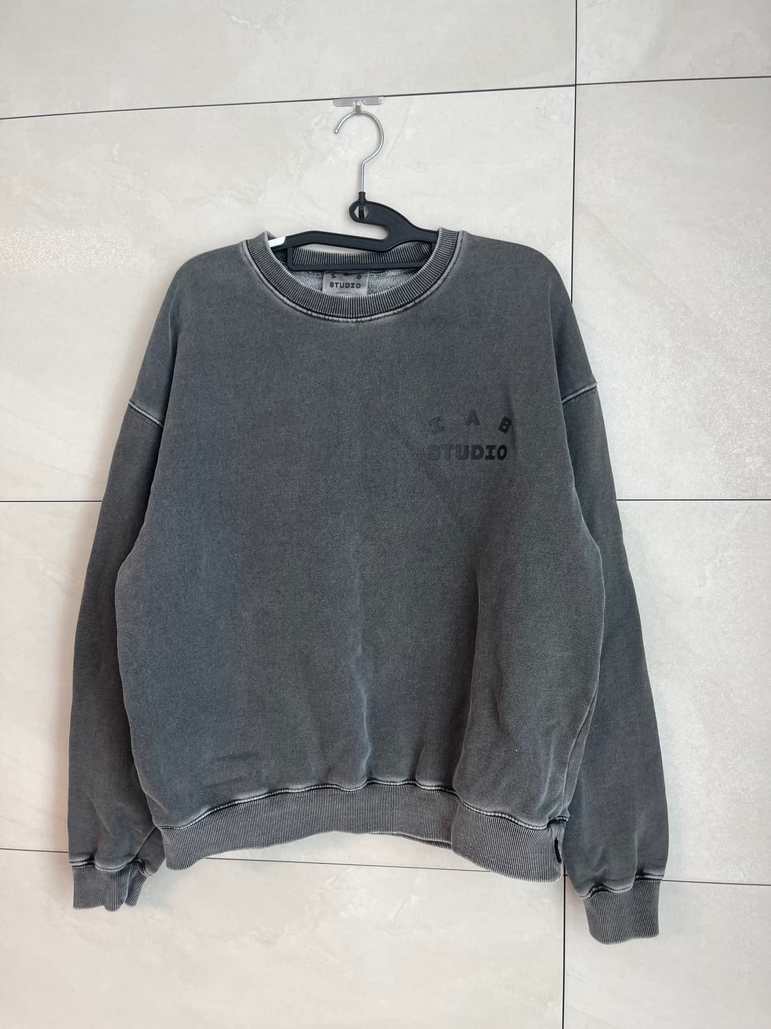 아이앱 스튜디오 피그먼트 스웨트 맨투맨 (M) 상품이미지3