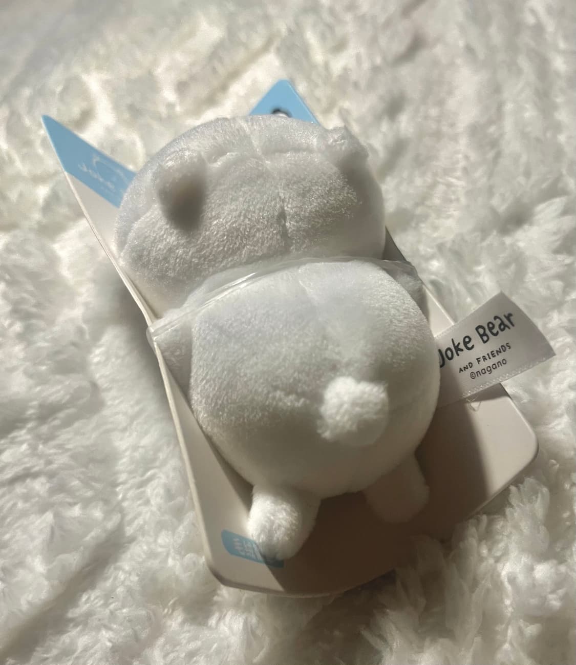 누워있는 농담곰인형 뱃지 상품이미지2