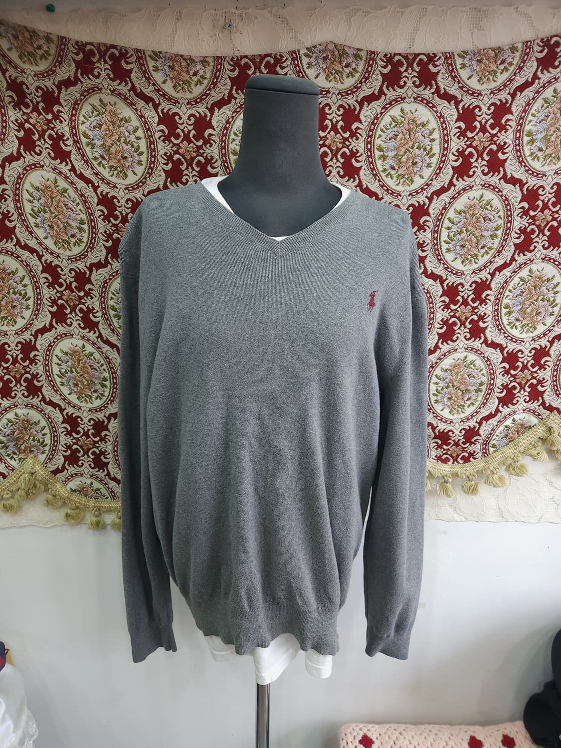 폴로 랄프로렌 그레이 브이넥 피마코튼 니트 

 상품이미지1