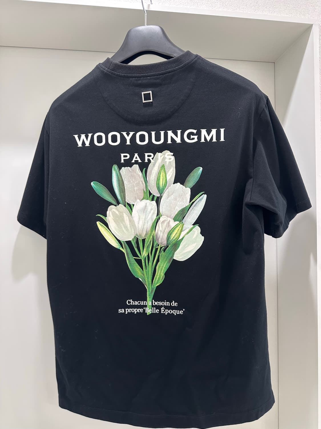 (새상품급) 우영미 백로고 플라워반팔 블랙(38) 상품이미지2