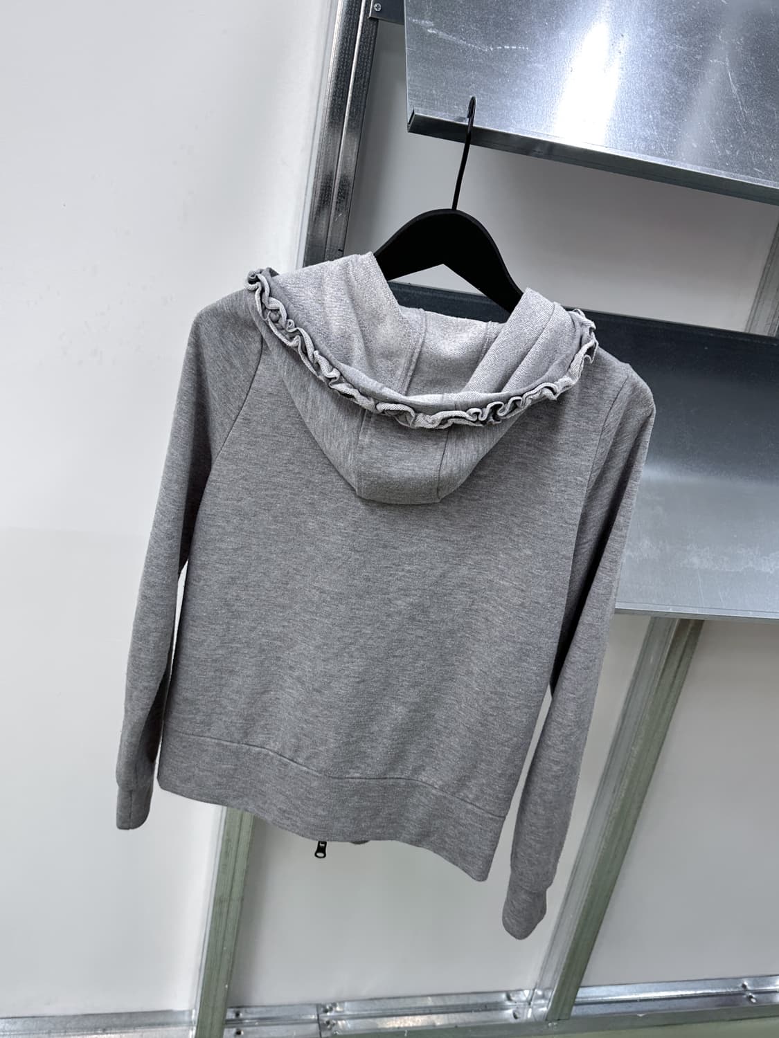 frill point gray cotton zip hoody 상품이미지4