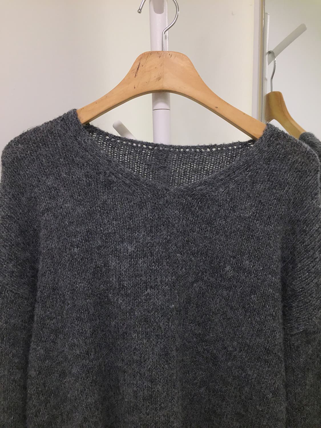 여성 빈티지 V넥 오버핏 니트 100 상품이미지3