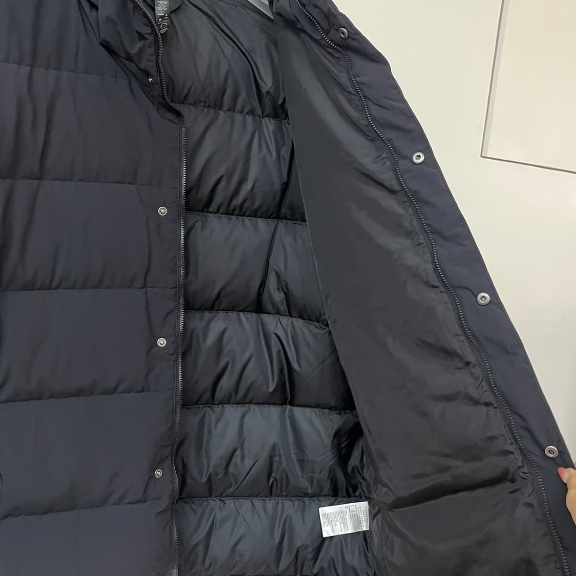 아디다스 덕다운 블랙 패딩 자켓 상품이미지6