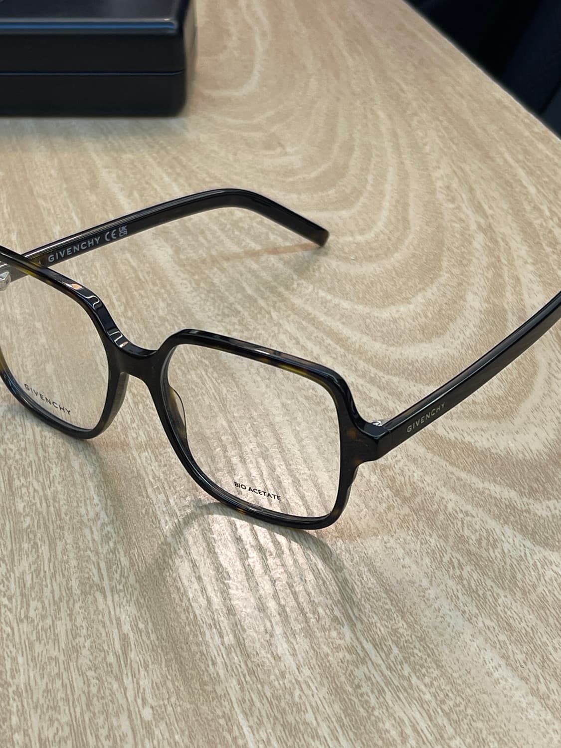 지방시 호피 GV 데이 뿔테 안경 상품이미지5