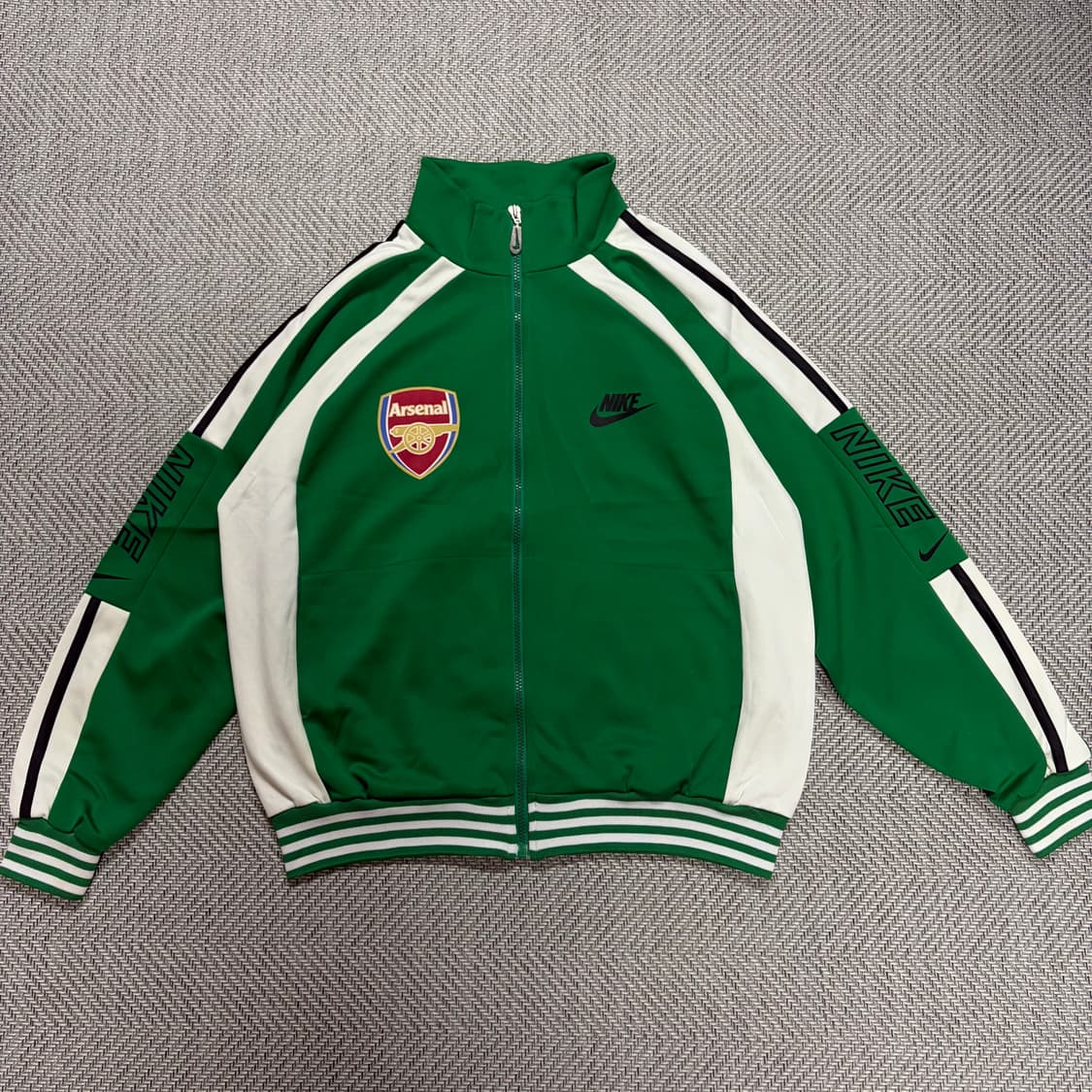 나이키x아스날 져지 트랙탑 상품이미지1