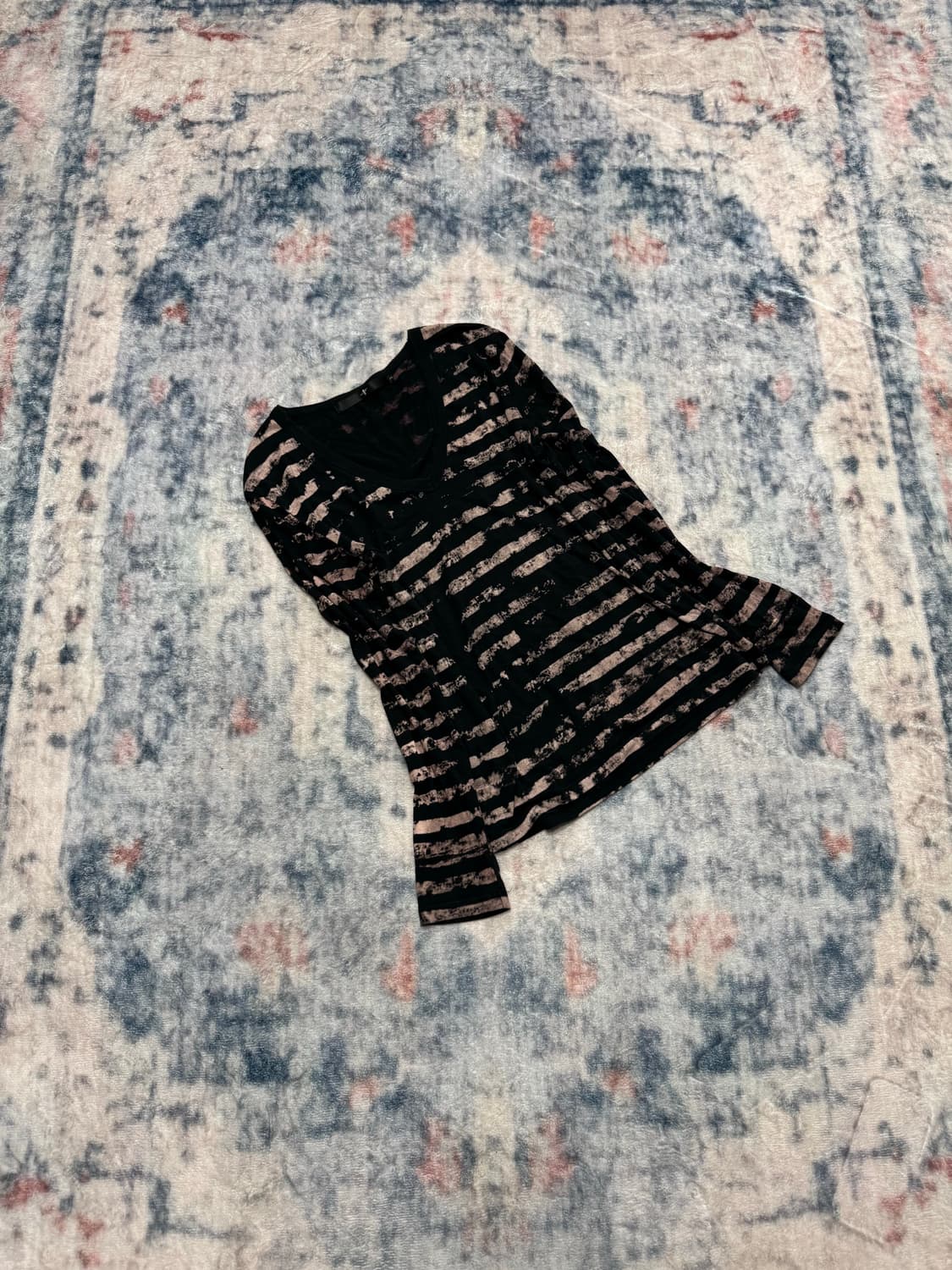 No.id 00s bleached cut sew 상품이미지1