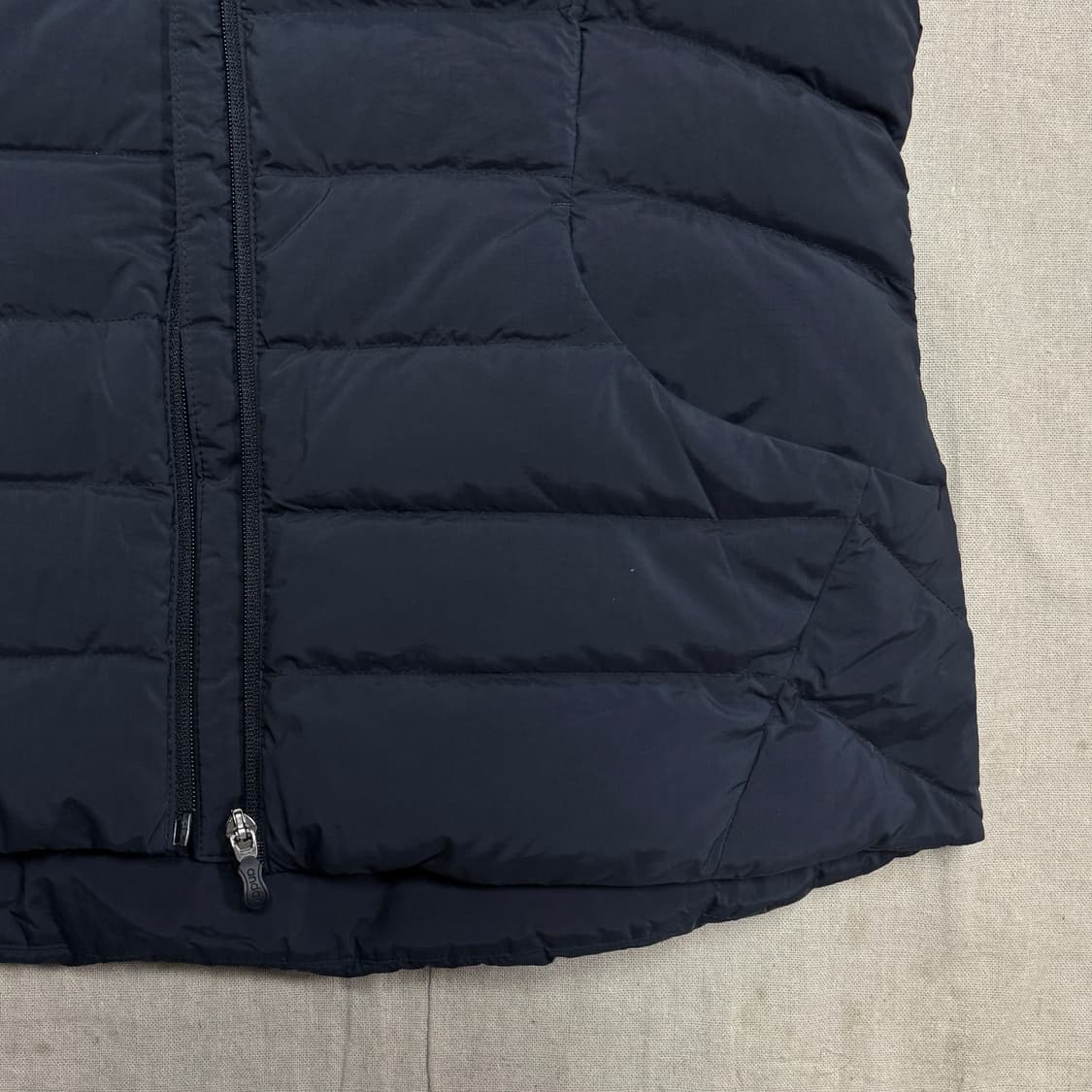 안다르 에어플라이 후드 패딩 베스트 8 상품이미지4