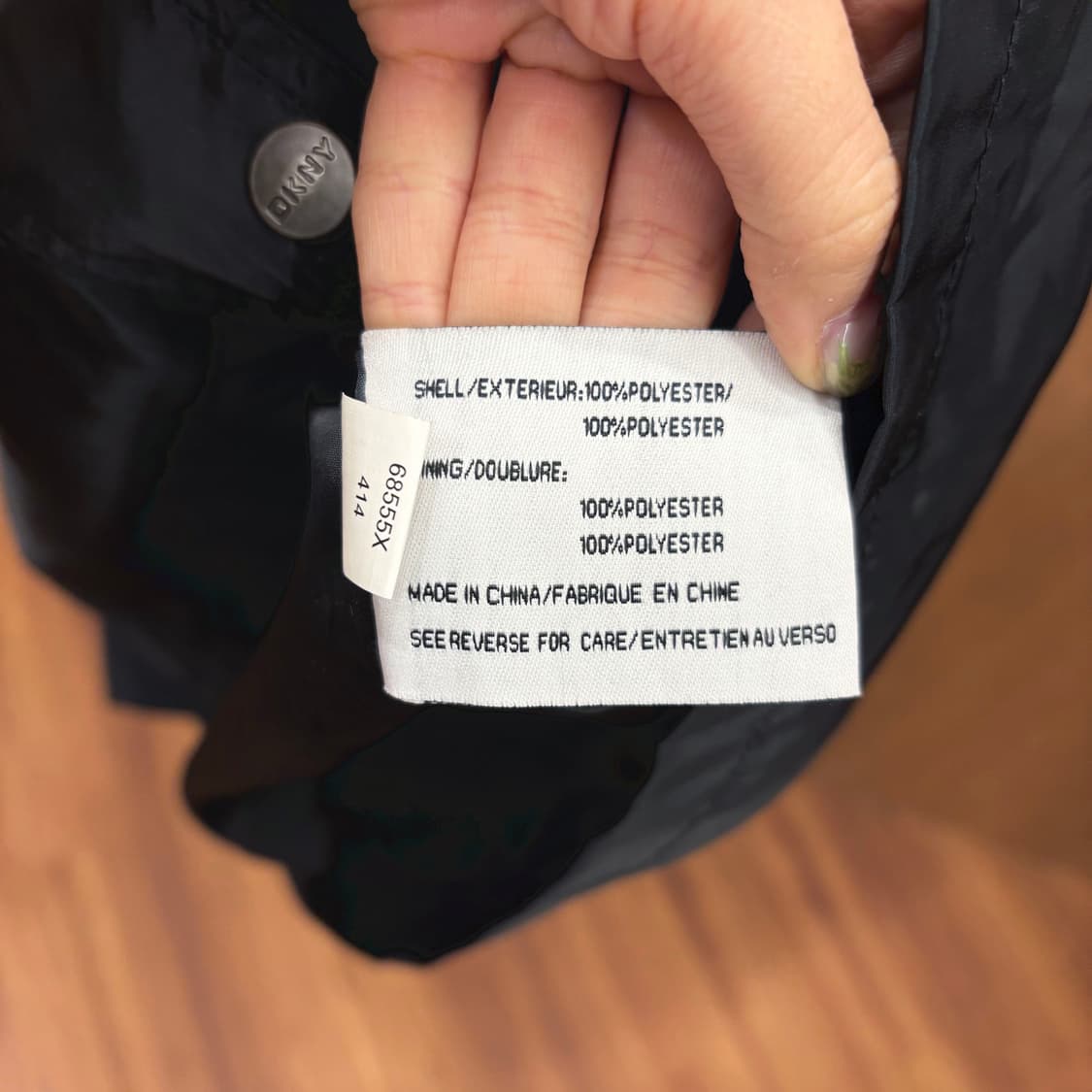 도나카란 뉴욕 테크 파카 코트 멀티 포켓 벨트 스트랩 후드 디테일 블랙 상품이미지7