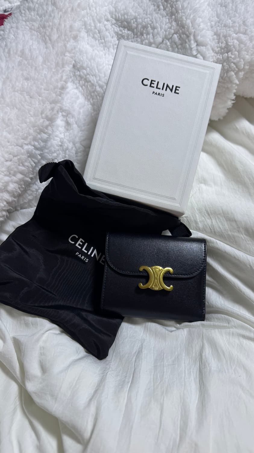 셀린느 트리옹프 블랙 반지갑 상품이미지2