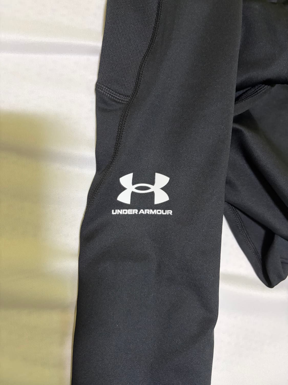 언더아머 콜드기어(겨울용) 남성용 레깅스 L사이즈 상품이미지4