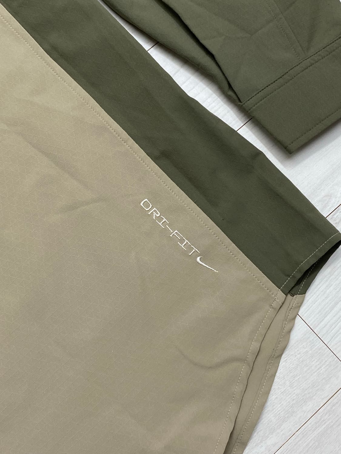 나이키 ACG 디베스테이션 트레일 셔츠 2XL 상품이미지8