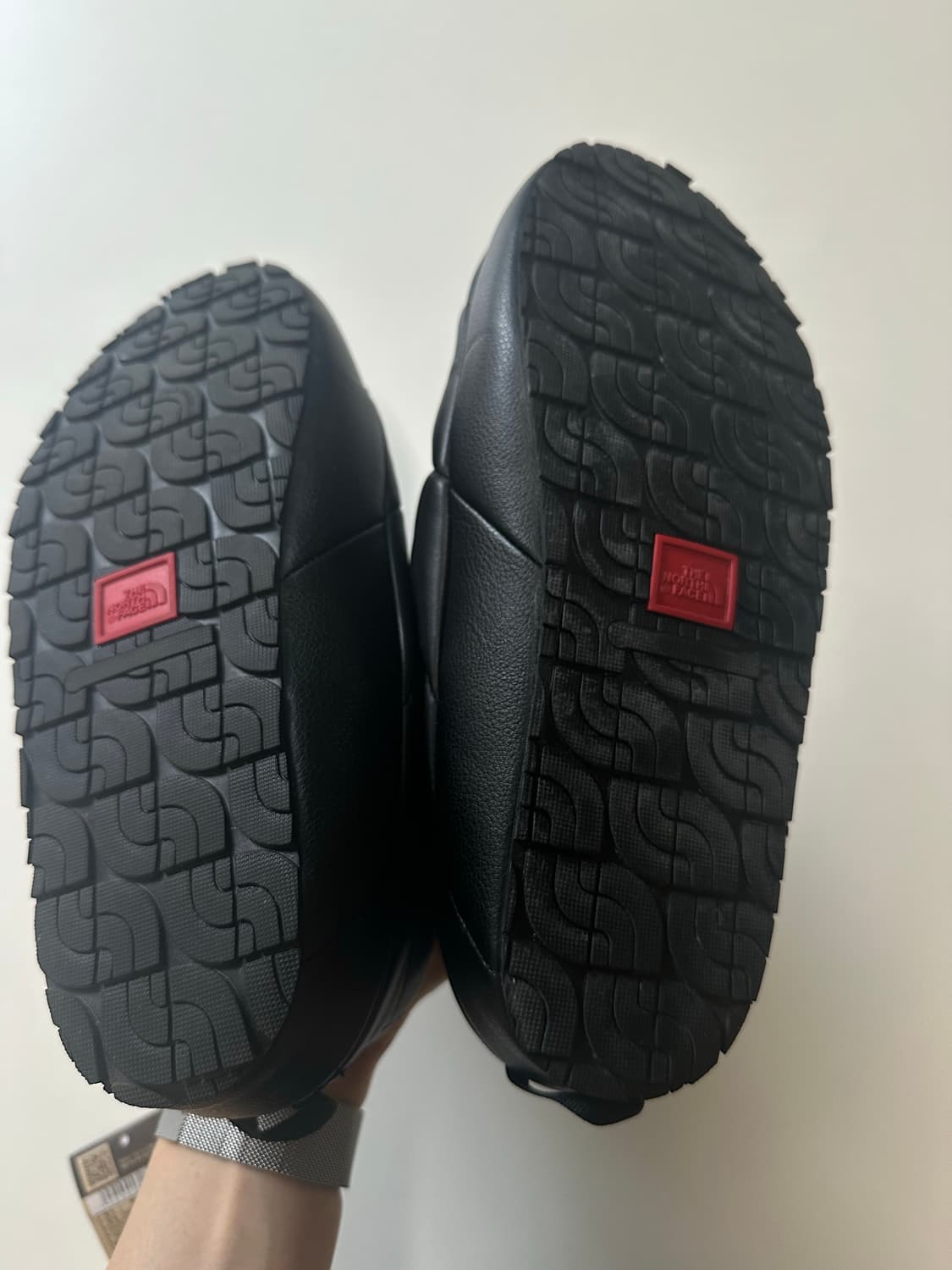 [280] 노스페이스 써모볼 트렉션 EX 뮬 레더 블랙 상품이미지6