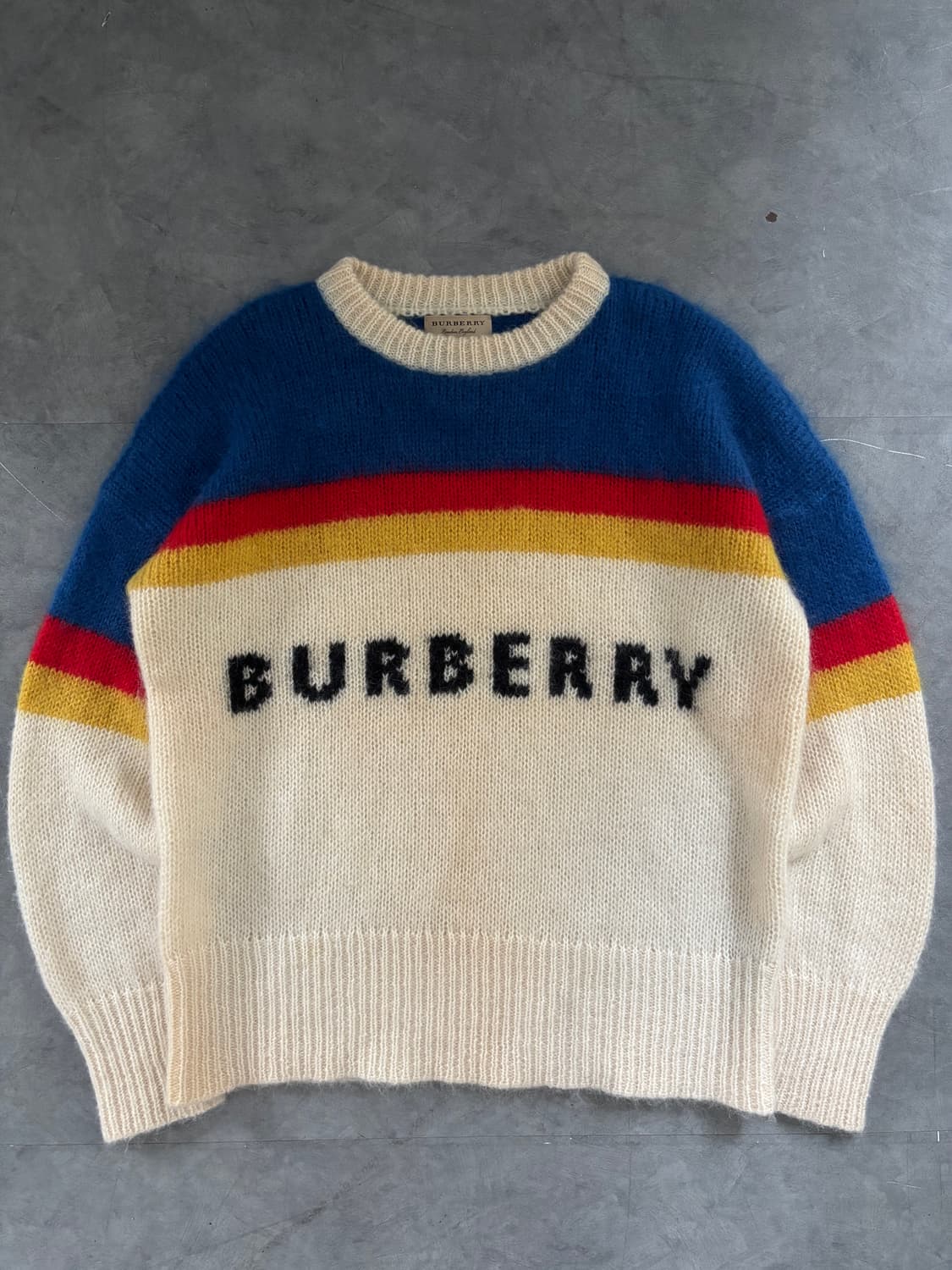 Burberry 버버리 런던 빅로고 모헤어 니트 상품이미지1