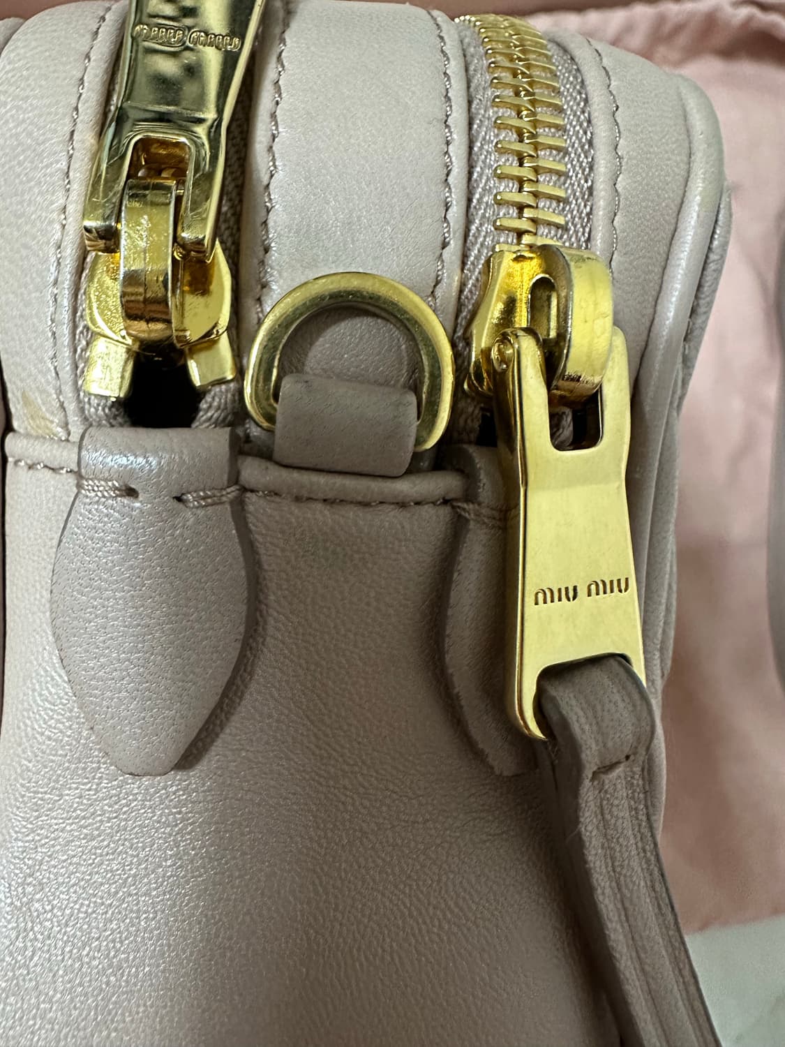 미우미우 마테라쎄 카메라백 상품이미지7