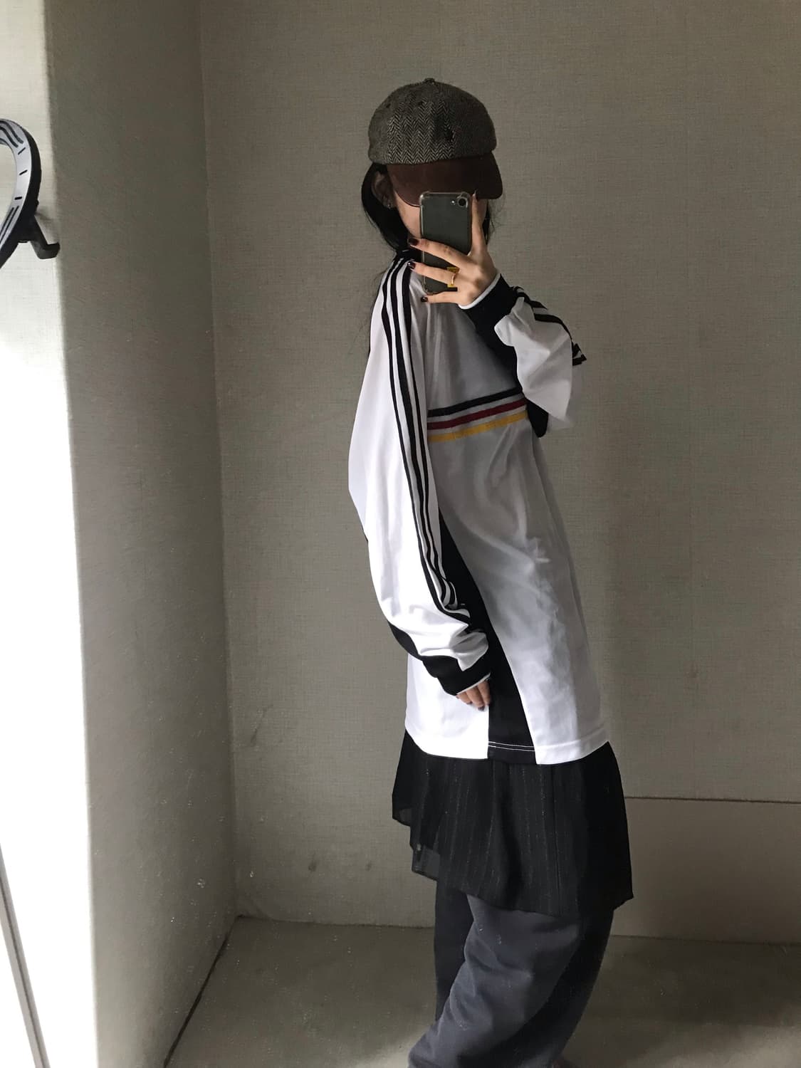 아디다스 90s 올드스쿨 오버핏 롱슬리브 상품이미지4