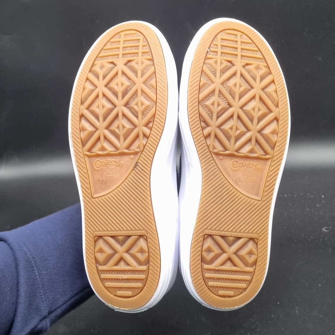 컨버스 무브 블랙 로우 스니커즈235 상품이미지3