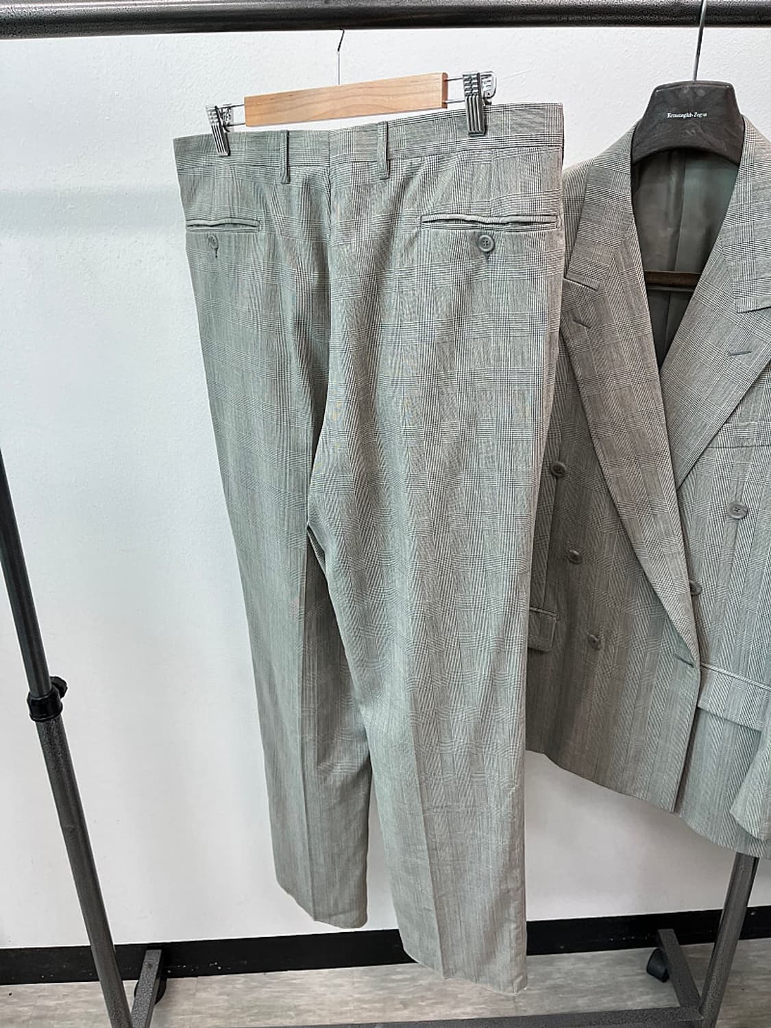 110,35-36) 꼬르넬리아니 클래식 더블슈트  상품이미지10