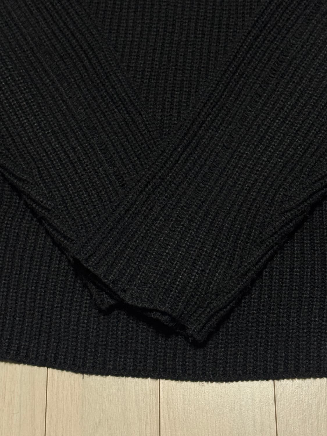 노클 Dylan Back Cable Knit Black 상품이미지6