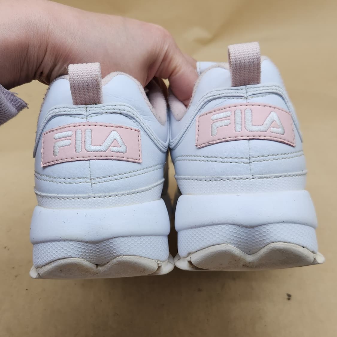 휠라 디스럽터2 여성운동화250 상품이미지4