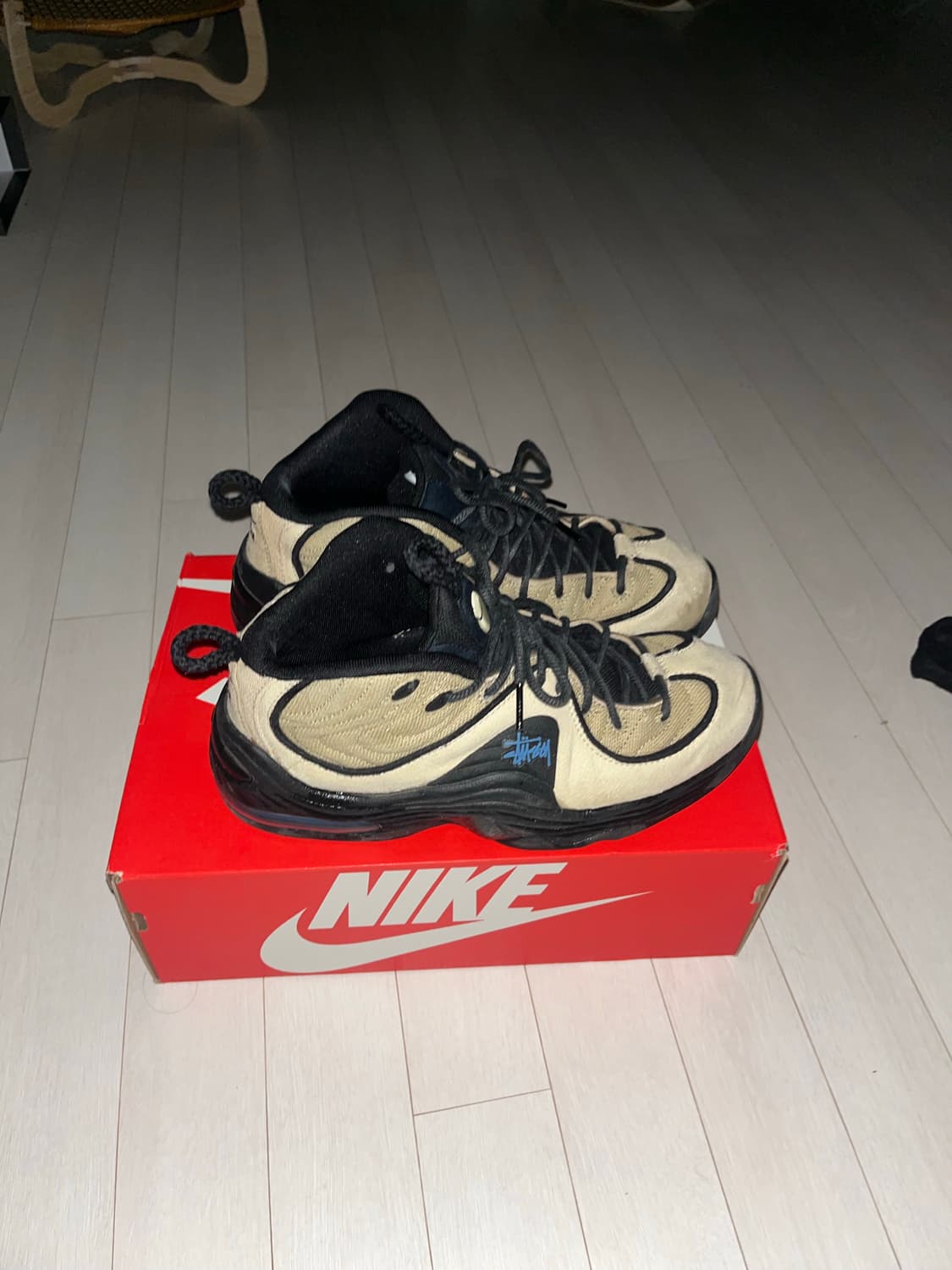 나이키 x 스투시 에어페니 2 260 상품이미지1