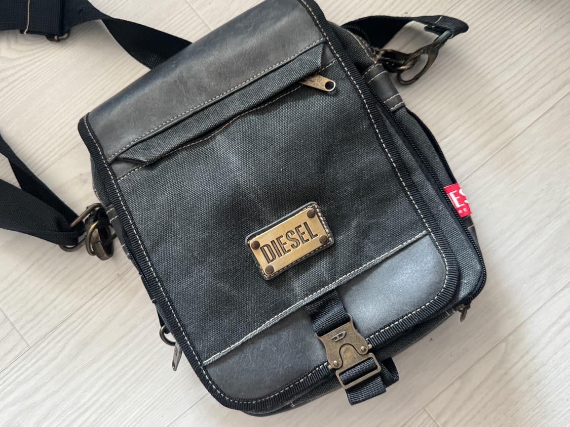 디젤 disel 빈티지 버클 크로스백 상품이미지3