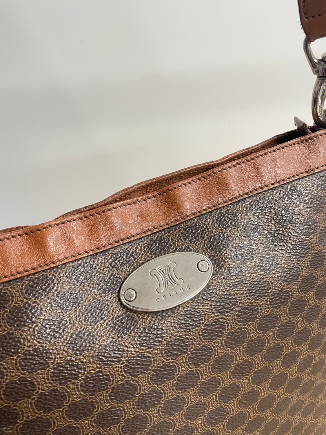 셀린느 마카담 크로스백 상품이미지3