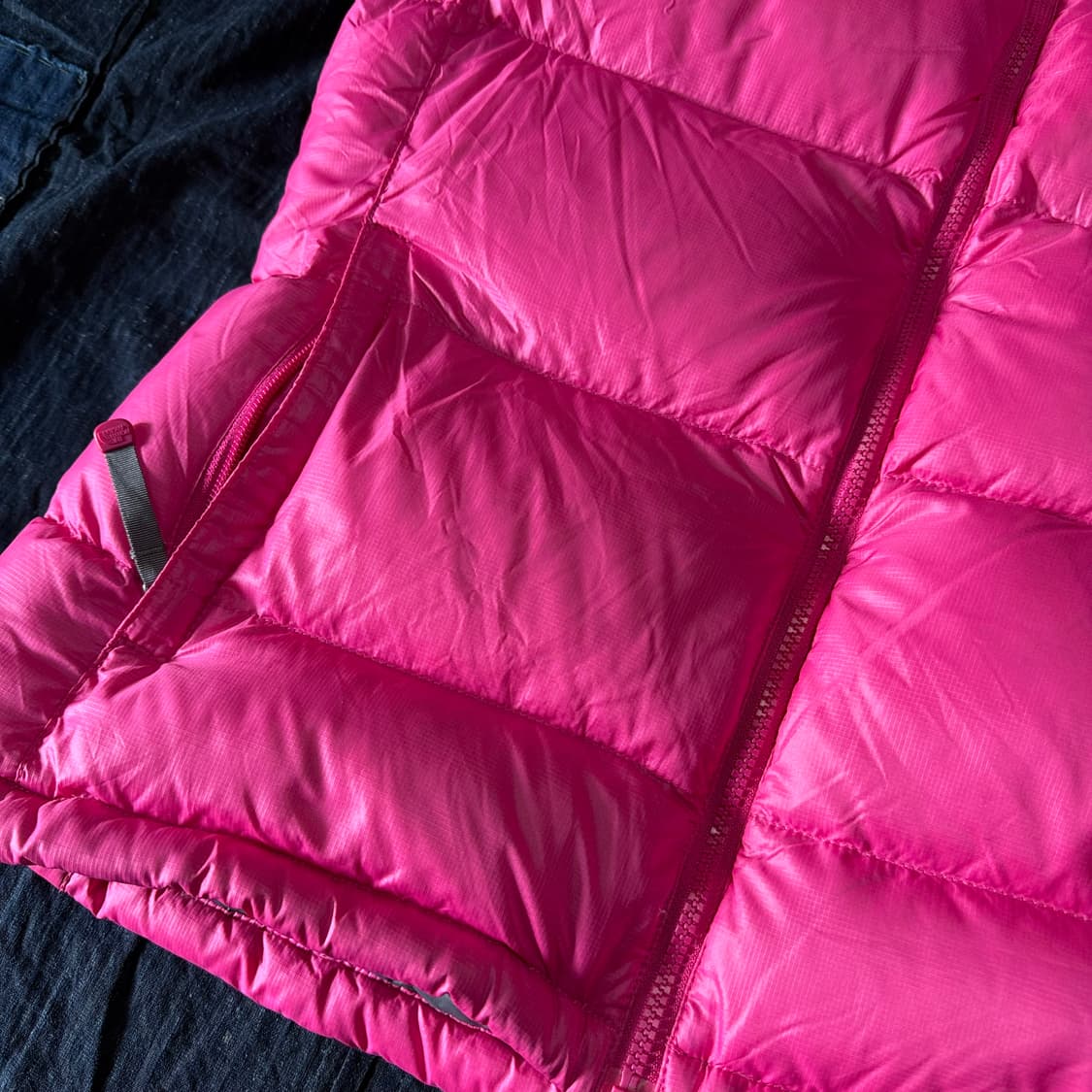 노스페이스 700 눕시 포켓터블 패디드 다운 베스트 90 상품이미지3