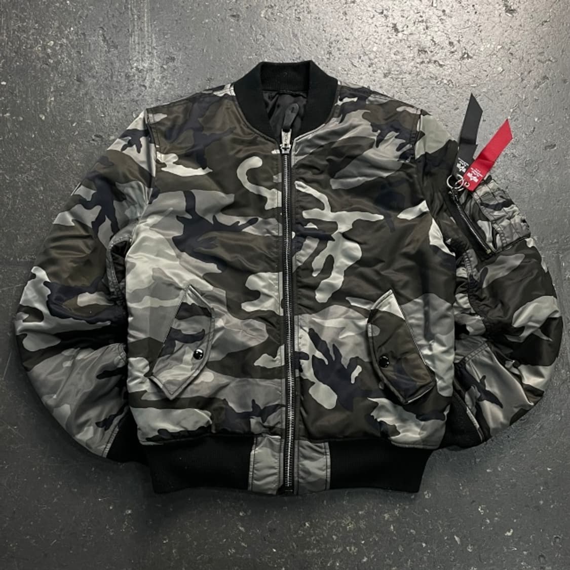 95-100 알파인더스트리 카모 MA-1 항공점퍼  상품이미지1