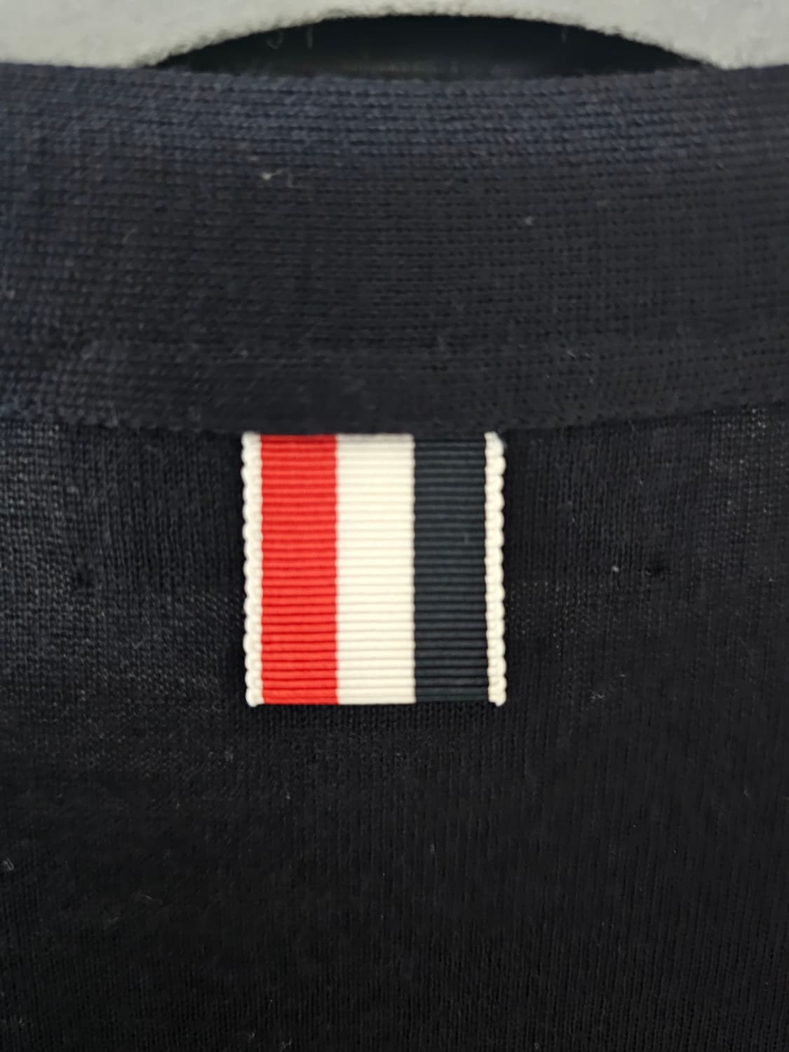 톰브라운 사선완장 메리노울가디건(2/오케이몰정품) 상품이미지6