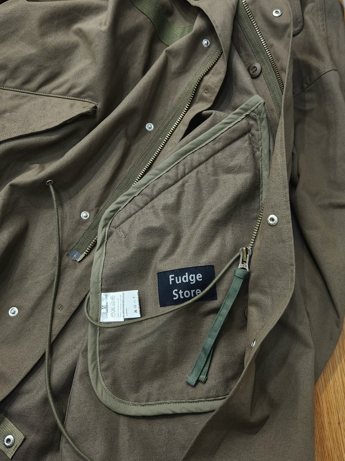 (새상품)Fudge Store 피쉬테일 오버핏 야상 개파카 상품이미지6