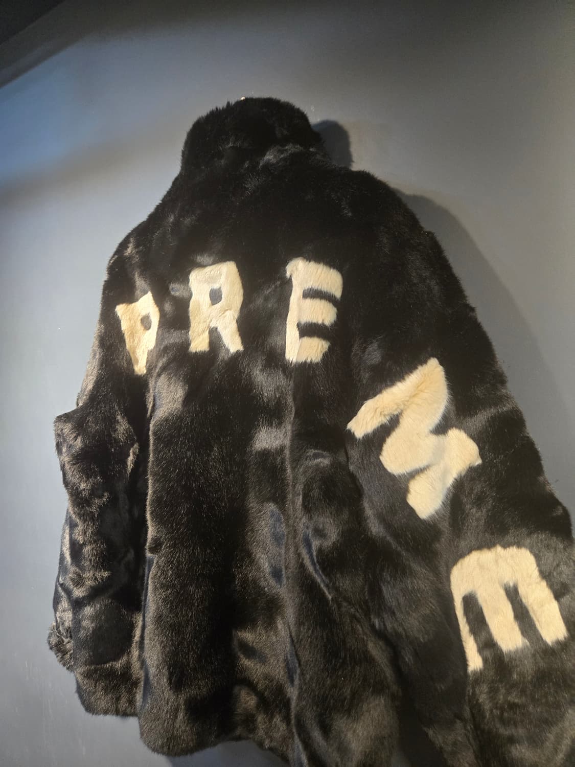 슈프림퍼자켓 상품이미지1