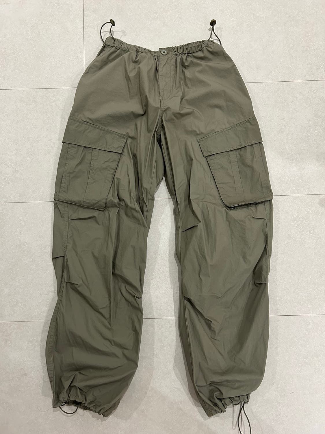 에즈이프캘리 르세라핌 카고바지 카키 상품이미지1