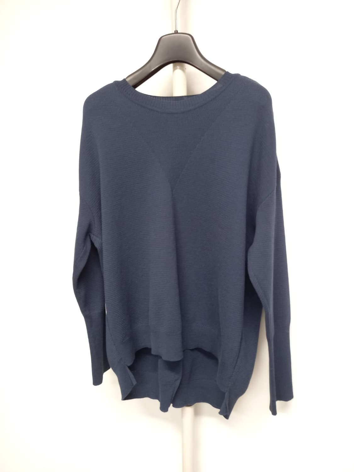 써스데이아일랜드 춘추 루즈가오리핏 니트블라우스 55.66 상품이미지3