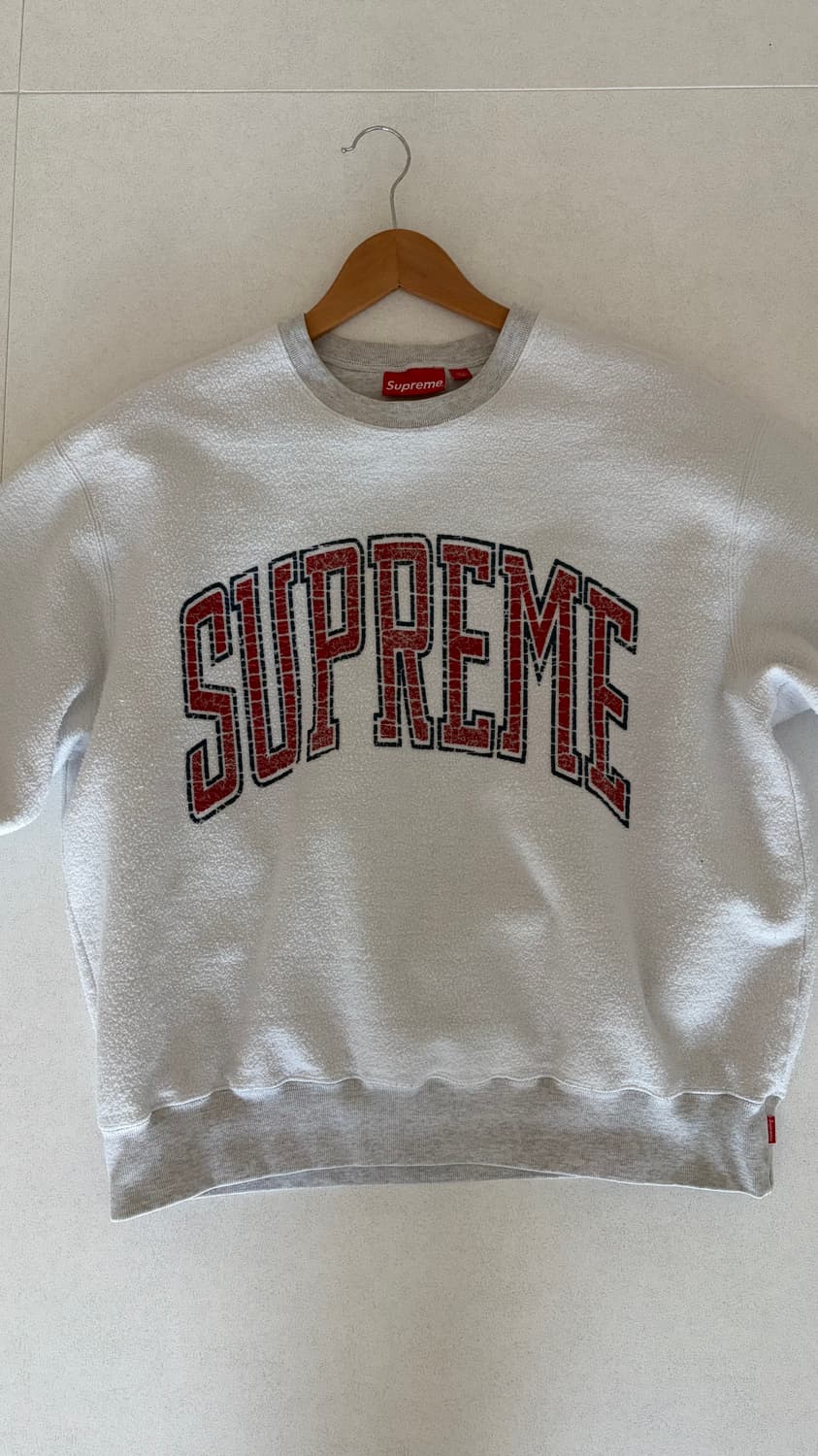 슈프림 인사이드아웃 맨투맨 상품이미지1