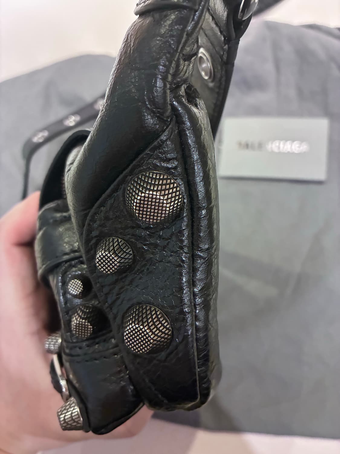 발렌시아가 르카골 벨트백 블랙 (새상품급) 상품이미지4