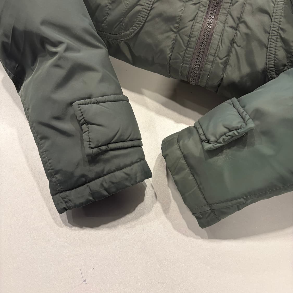 [M] 캘빈클라인 포켓 봄버 카키색 패딩 점퍼 C997 상품이미지6