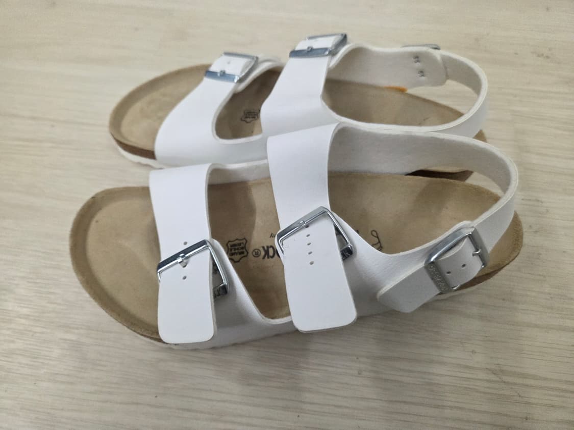 버켄스탁 샌들 화이트 42사이즈 상품이미지2
