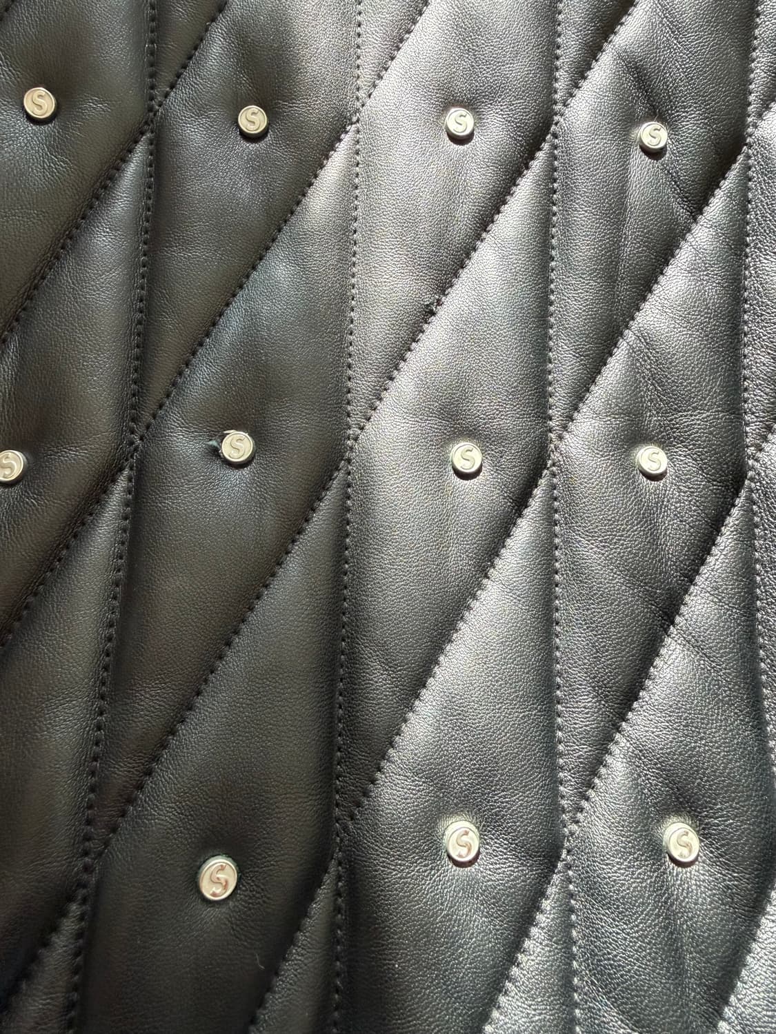 슈프림 쉽스킨 스터드 자켓 18fw m 상품이미지9