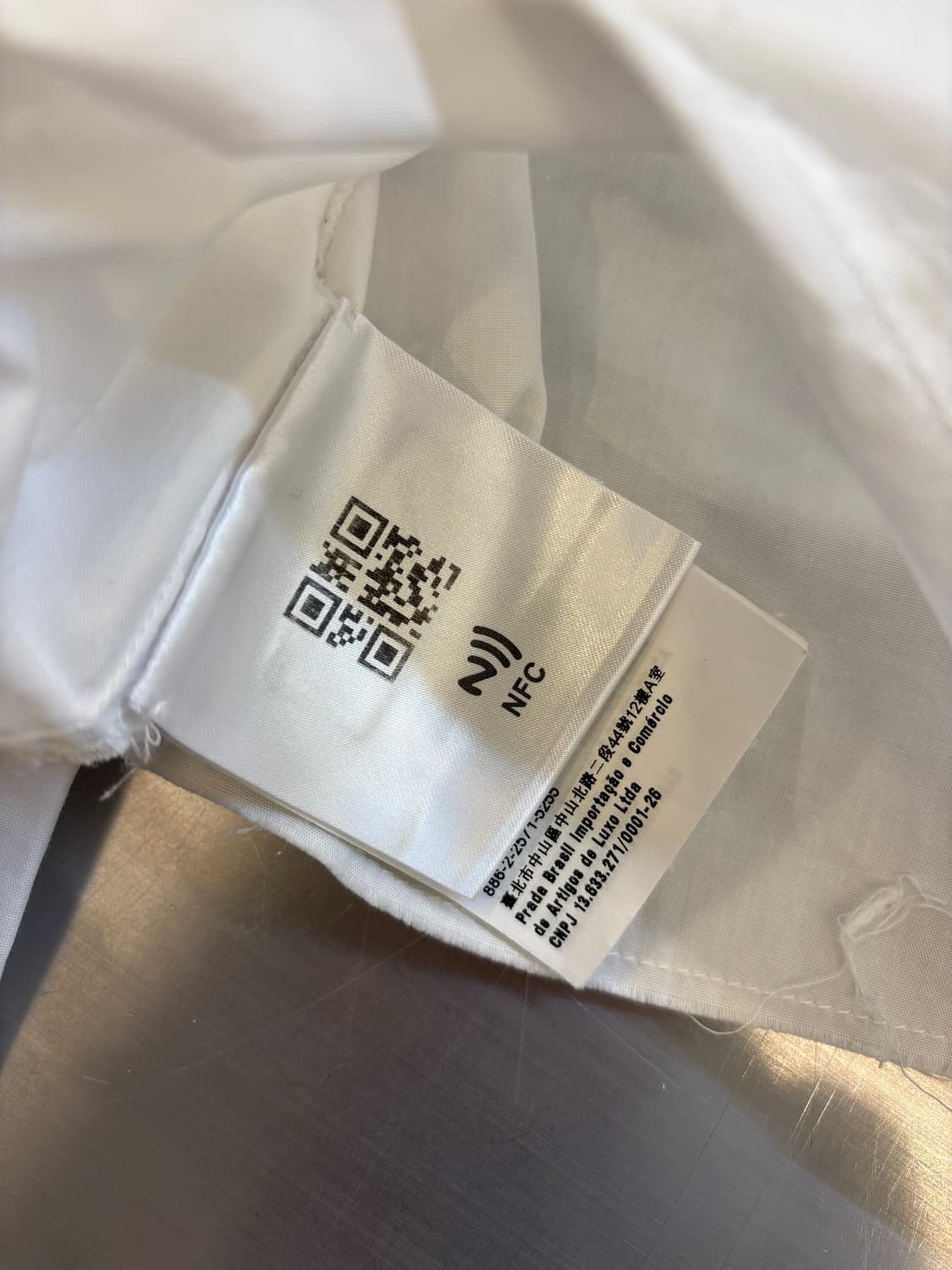 미우미우 크롭 코튼 셔츠 상품이미지4