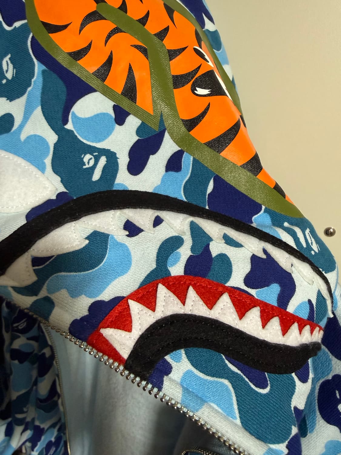 (정품) 실사O BAPE 베이프 ABC 카모 샤크 후드 후드집업 블루 M 상품이미지3