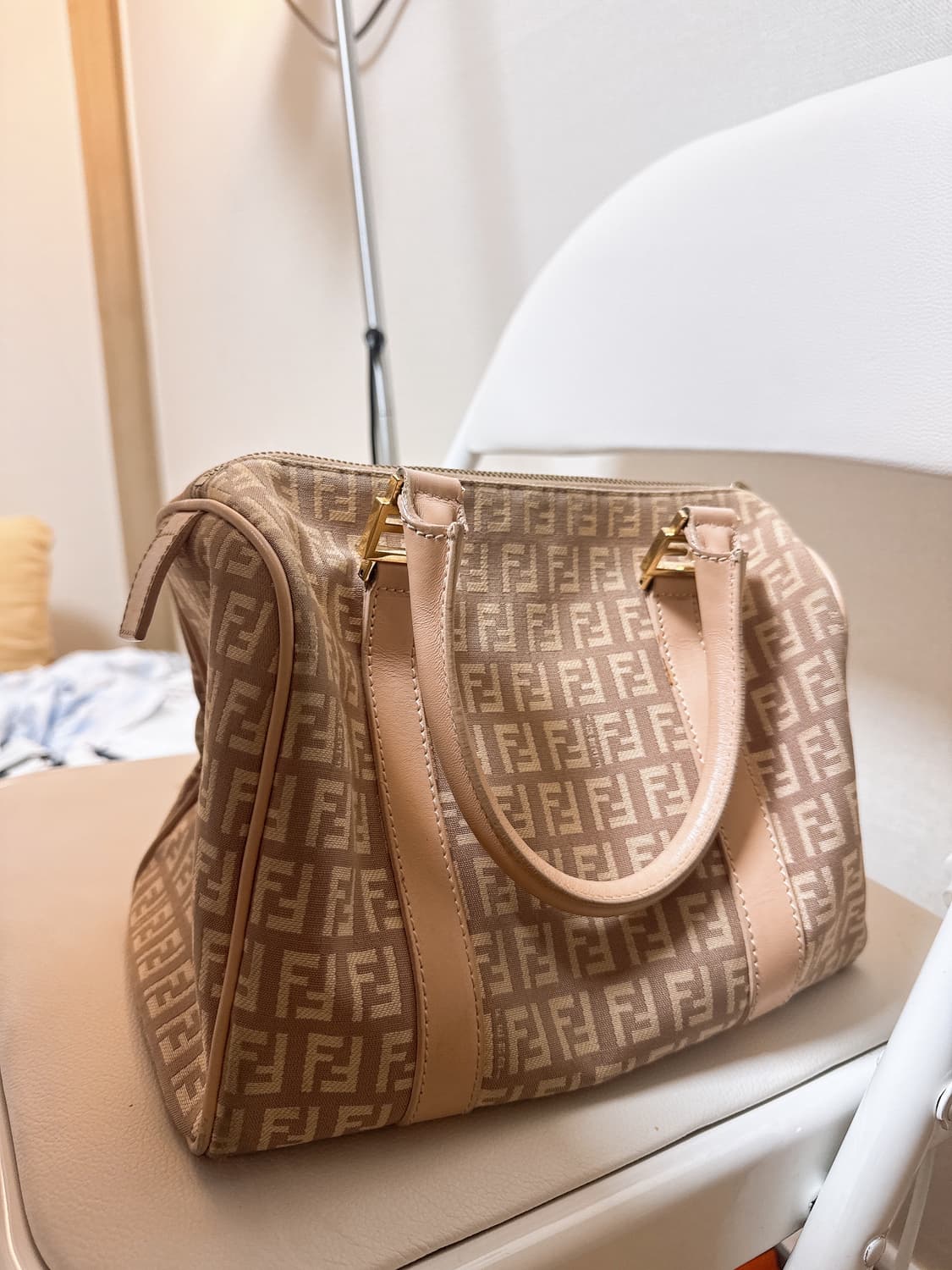 펜디 주카 보스턴백 상품이미지2