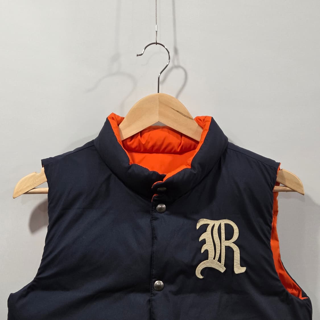 폴로랄프로렌 키즈 리버시블 다운 조끼패딩 M(10/12) 상품이미지5