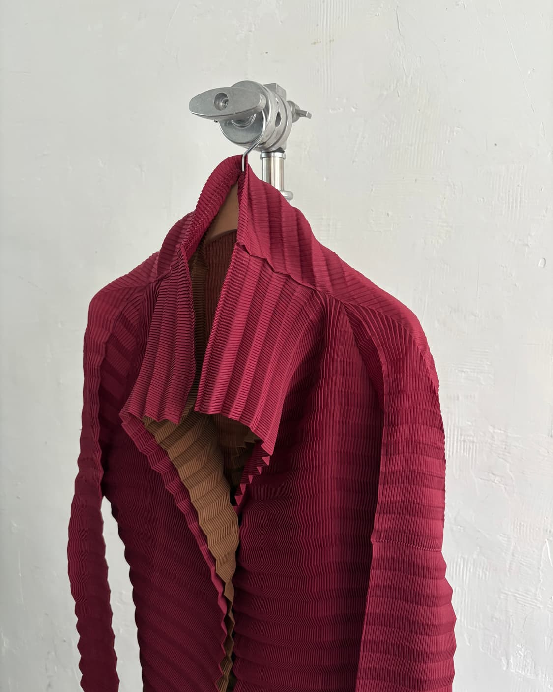 Issey Miyake 이세이미야케 레드 브라운 플리츠 레이어드 가디건 상품이미지5