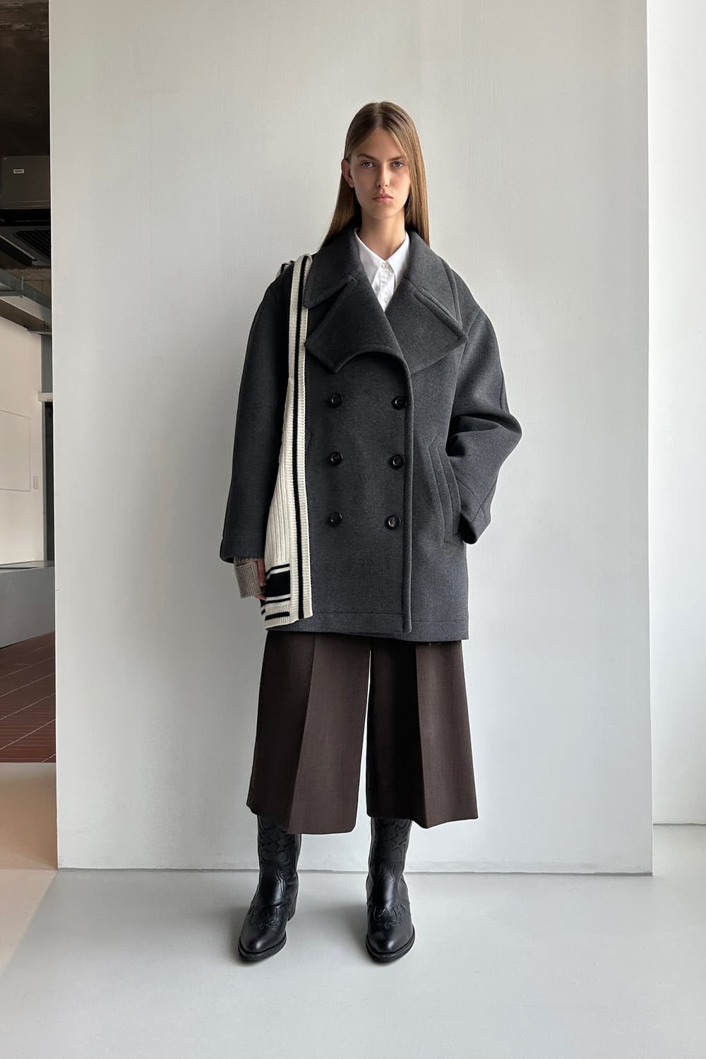 로우클래식 와이드 칼라 피 코트 상품이미지1